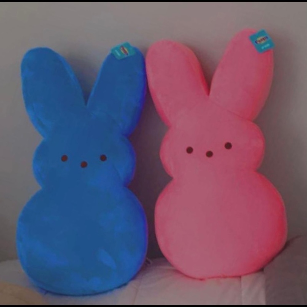 BLUE Peep 28 Inch